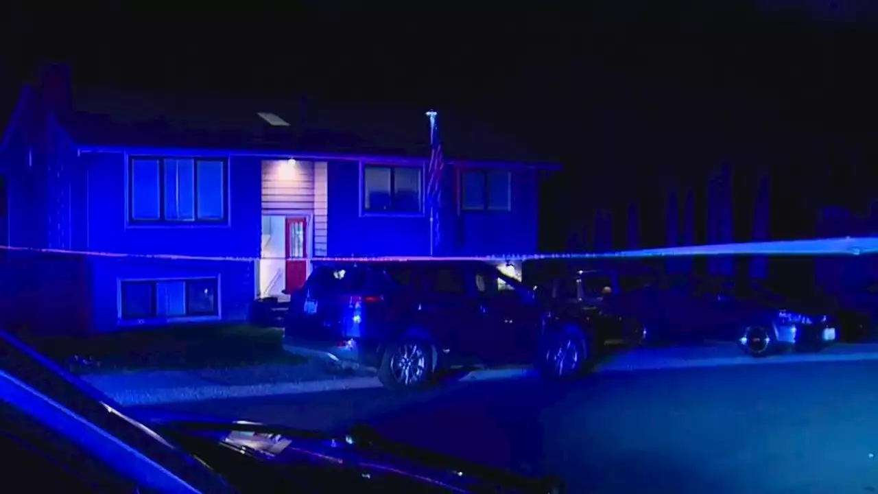 Kirkland homeowner shoots intruder, police say