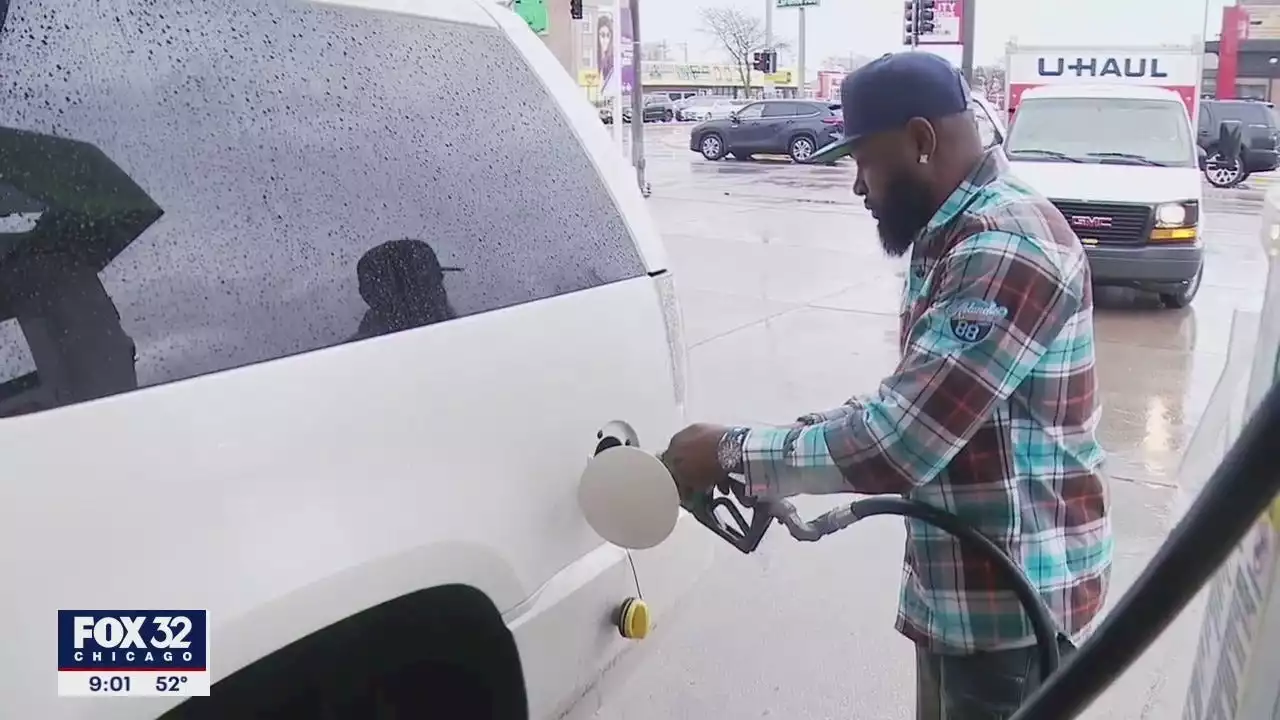 Chicago City Council to consider plan to roll back 3 cents per gallon tax increase on Monday