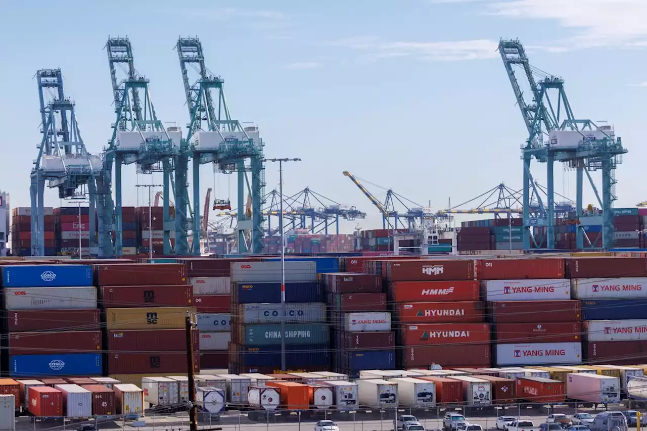 U.S. trade deficit in goods narrows in February; retail inventory accumulation slows