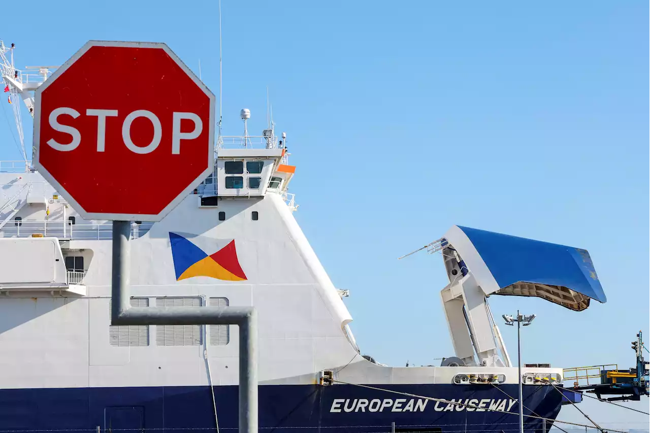 P&O must be stripped of licence to operate and its boss struck off, senior MPs say