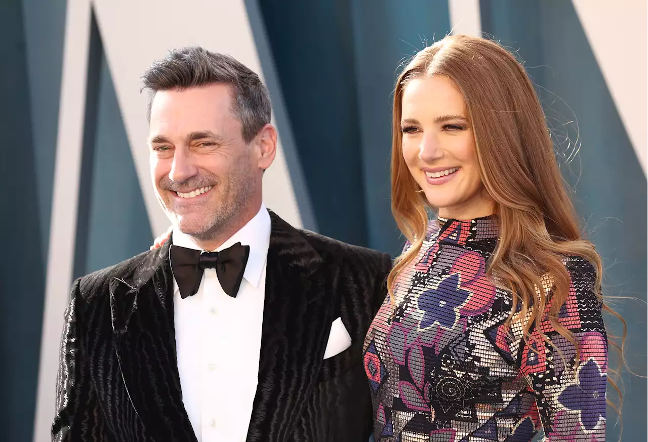 Jon Hamm and Girlfriend Anna Osceola Make Red Carpet Debut at Oscars Party