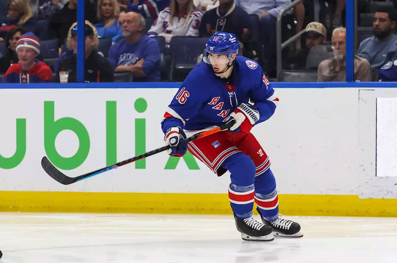 Ryan Strome exits Rangers’ win over Sabres with lower-body injury