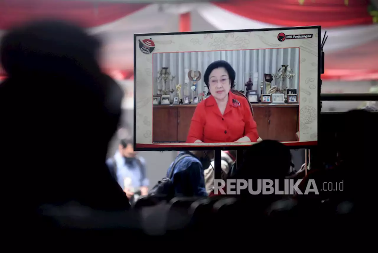 Megawati: Jokowi |em|Ngamuk |/em|karena Ada yang Mainkan Isu Pemilu 2024 |Republika Online