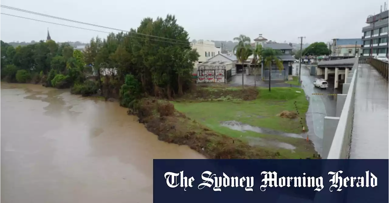 ‘Life-threatening flash flooding’: Evacuation warning for Lismore as deluge forecast for Sydney