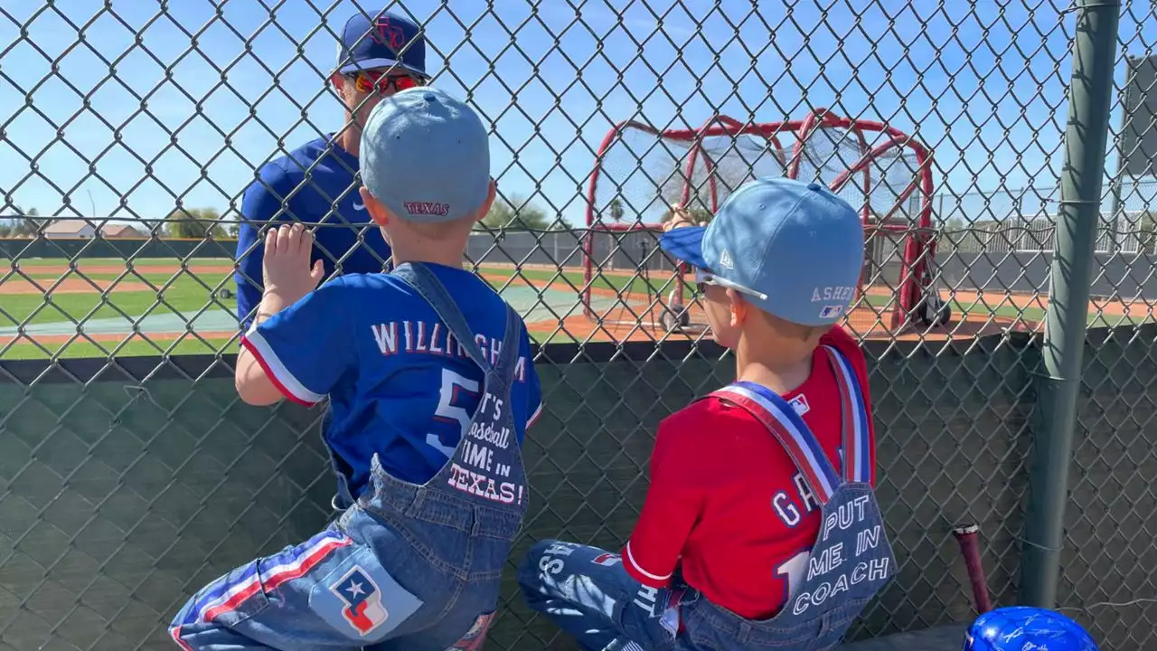 Young brothers support Texas Rangers