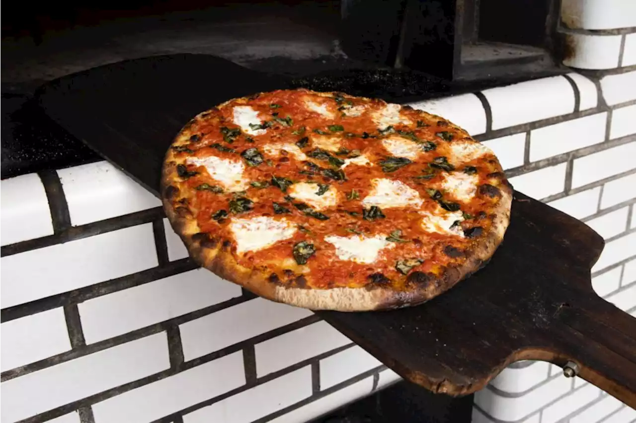 New Haven Institution Frank Pepe Pizzeria Napoletana Will (Finally!) Open at Westfield Montgomery Mall | Washingtonian