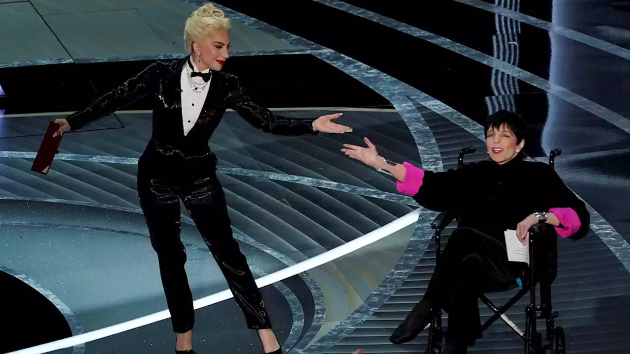 WATCH: Lady Gaga helps Liza Minnelli present best picture at 2022 Oscars, whispers 'I got you'