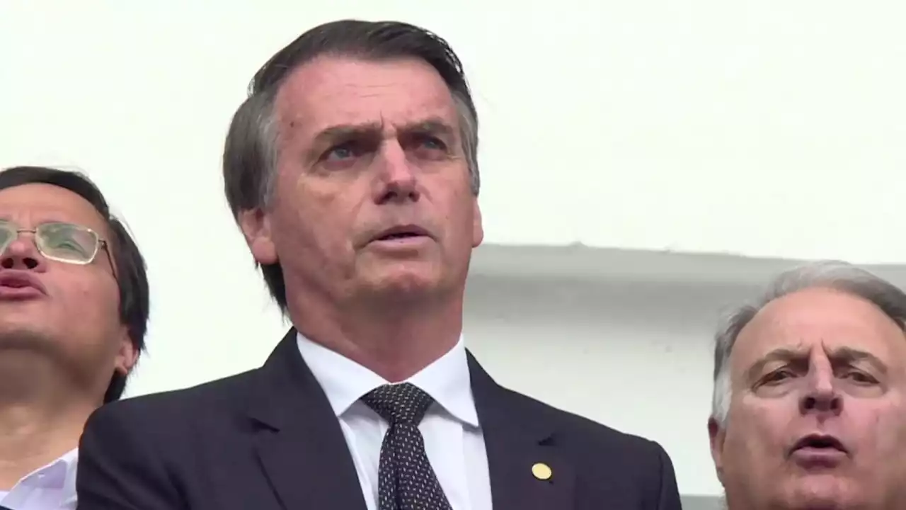 Brésil: après des hausses des prix des carburants, Bolsonaro limoge le président de Petrobras