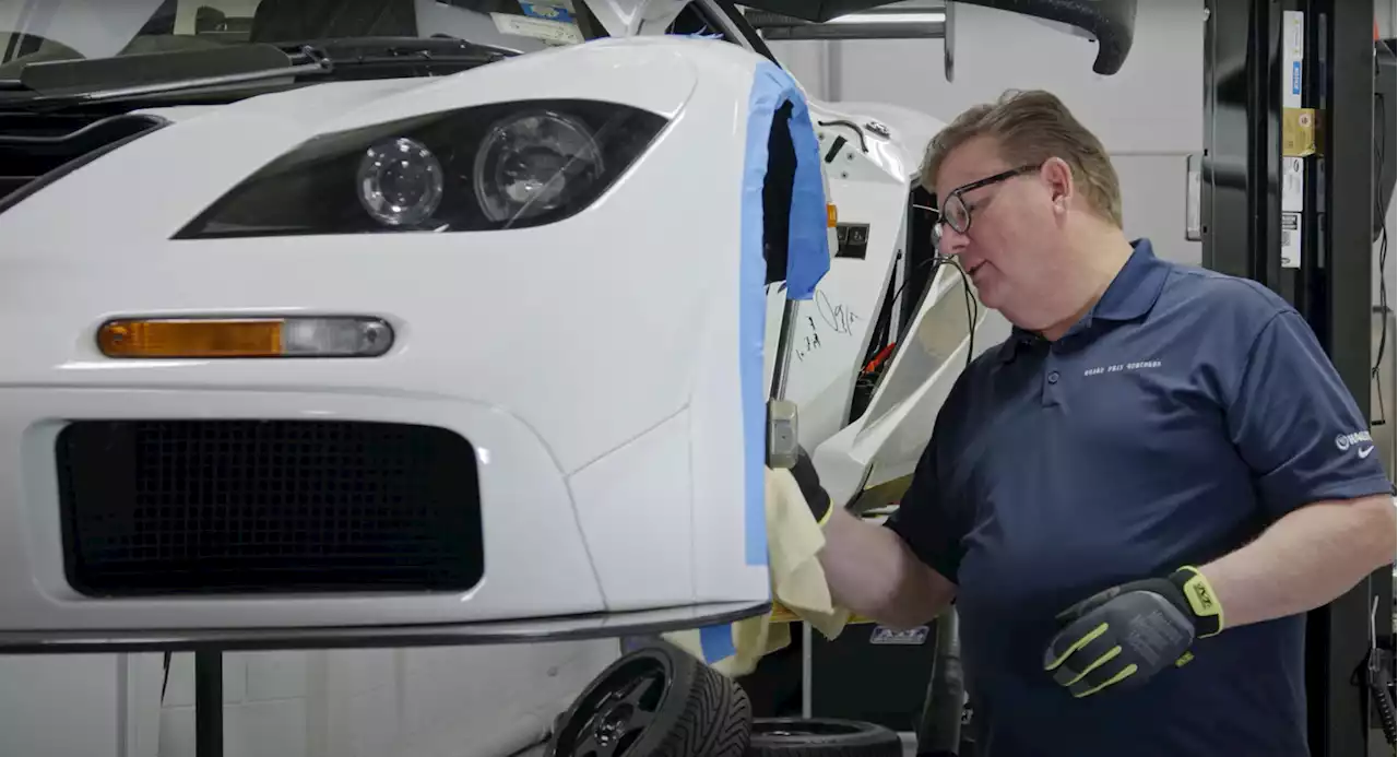 Watch A $22 Million McLaren F1 Get Dry Ice Blasted | Carscoops