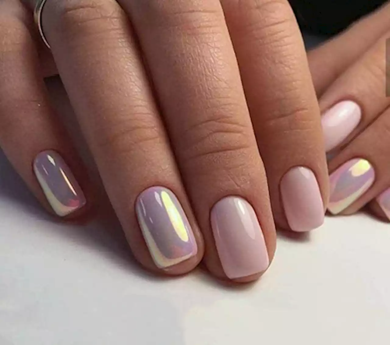 8 Pearl Nail Polish Ideas to Try for a Very Pearly Look