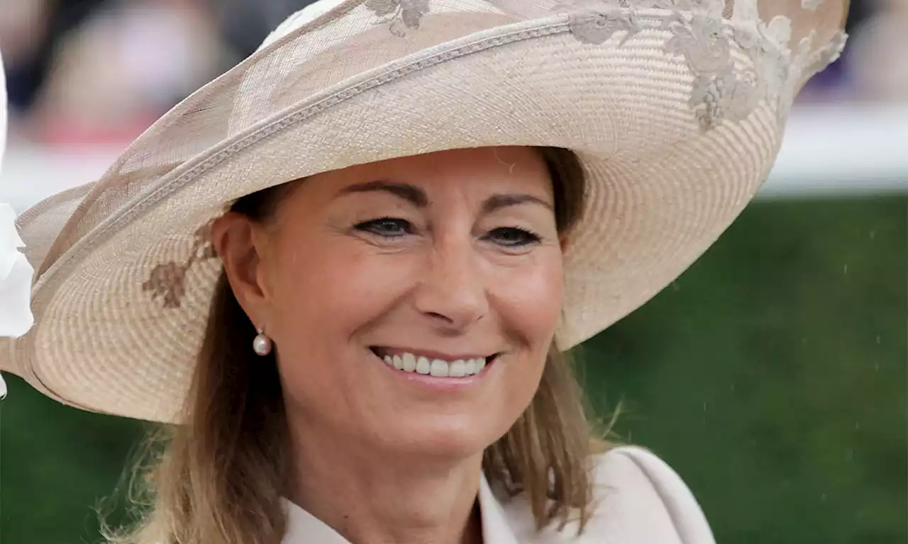 Carole Middleton takes fashion inspiration from Kate in unreal spring outfit