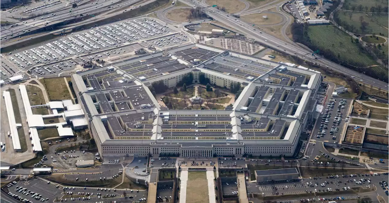 Pentagon delays cloud computing contract to December -official