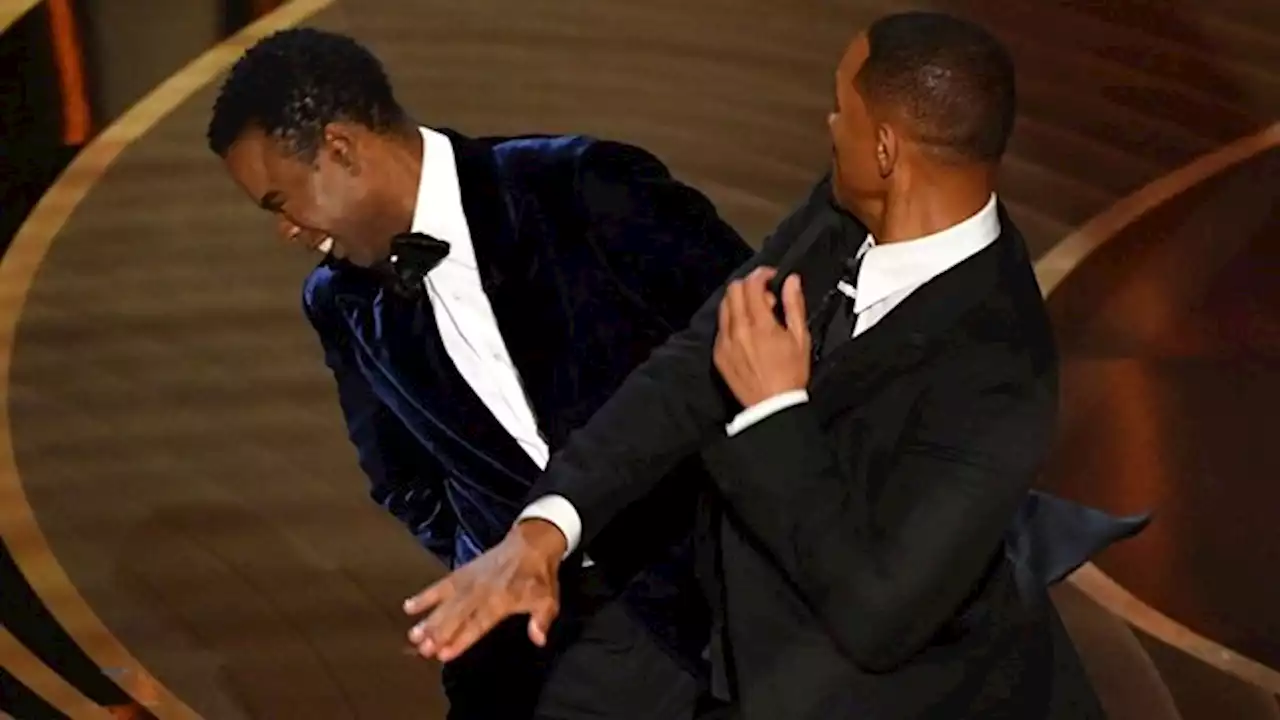 Will Smith le pidió disculpas a Chris Rock por el cachetazo: 'Mi comportamiento fue inaceptable'