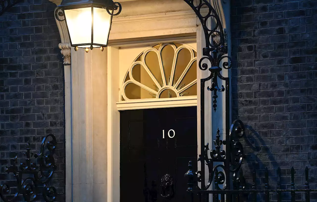 Scotland Yard hand out 20 fines for Downing Street parties during lockdown