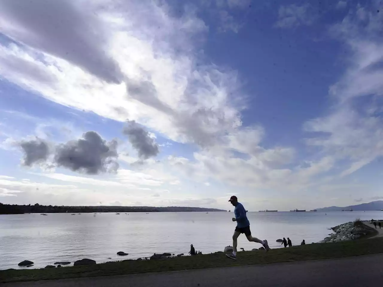 Vancouver Weather: Mainly cloudy