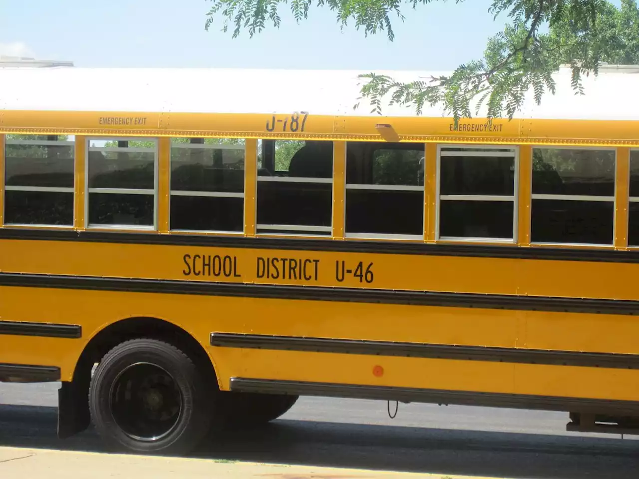 U-46 nixes rules requiring students must wear masks on buses, athletic vans and driver’s ed cars