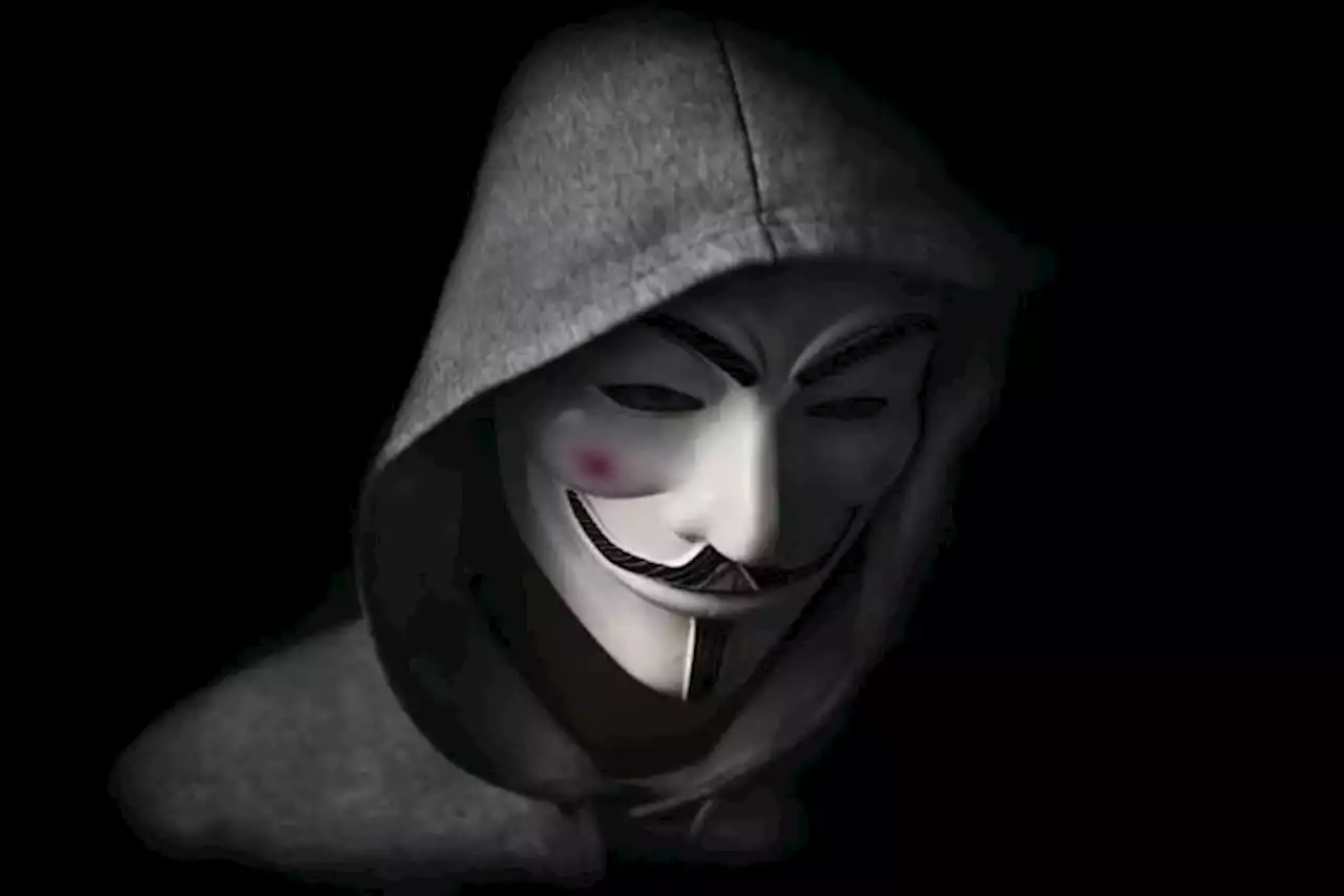 “Vladímir Putin arruinó nuestro apetito”: la campaña de Anonymous que hizo que Google y TripAdvisor desactivaran las críticas a lugares rusos