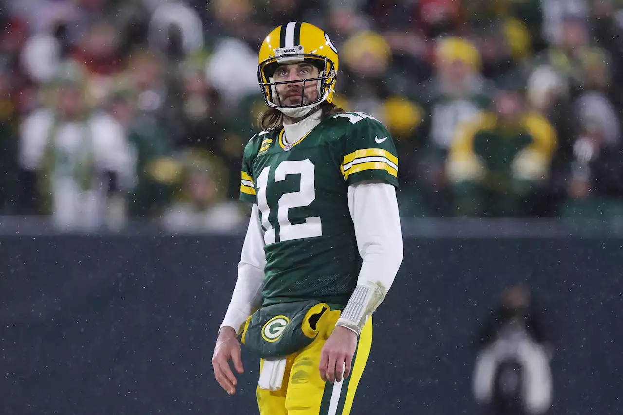 A.J. Hawk: Multiple teams told me Aaron Rodgers can have whatever he wants from them