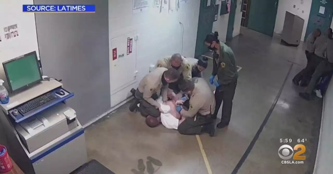 Sheriff investigating why supervisors didn't inform him of deputy neck-kneeling incident sooner