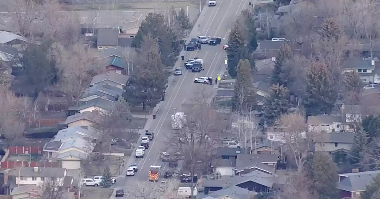 Barricaded person prompts closure of Longmont elementary school