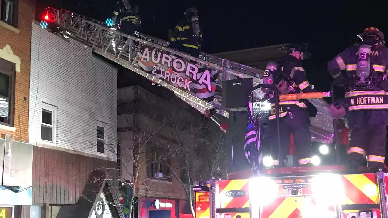 50-year-old woman jumps from Aurora building in fire that injured 7