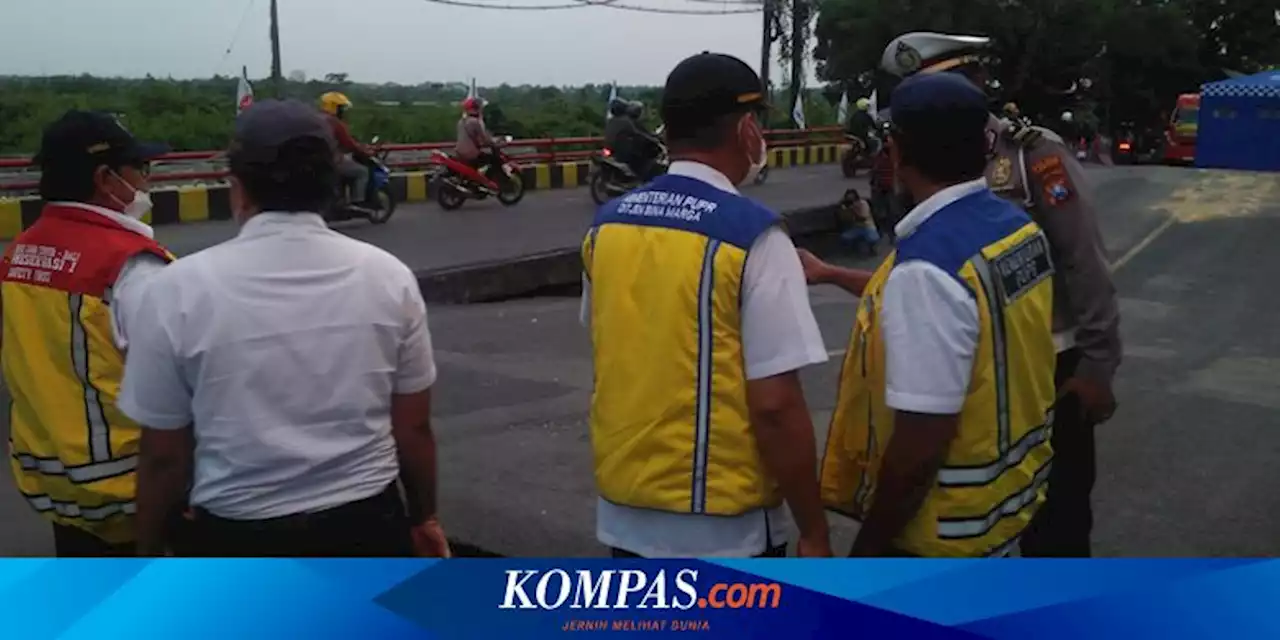 Jembatan Ngaglik 1 di Lamongan Ambles Diduga karena Kerap Dilewati Truk ODOL