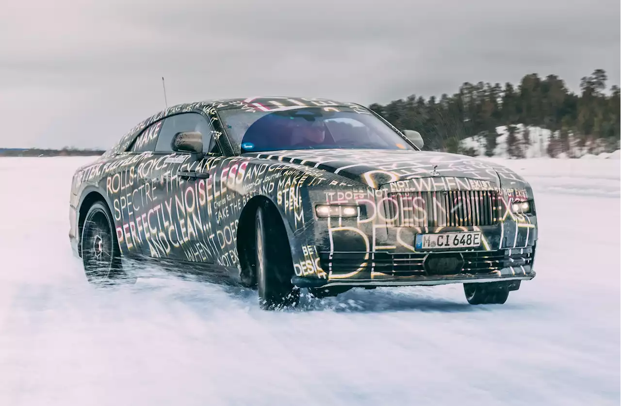 Watch the 2024 Rolls-Royce Spectre as it undergoes winter testing