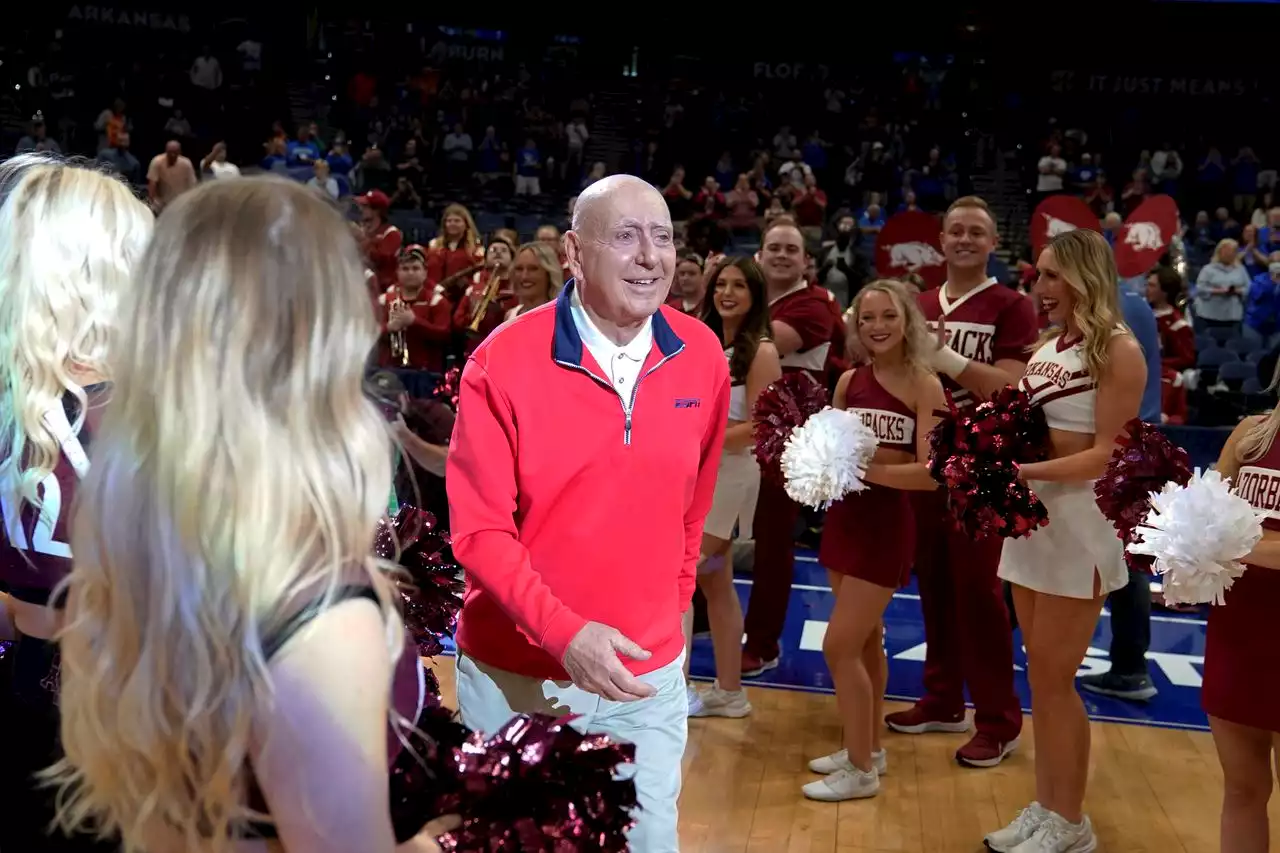 ESPN legend, N.J. native Dick Vitale recounts being silenced by cancer: ‘I felt trapped’