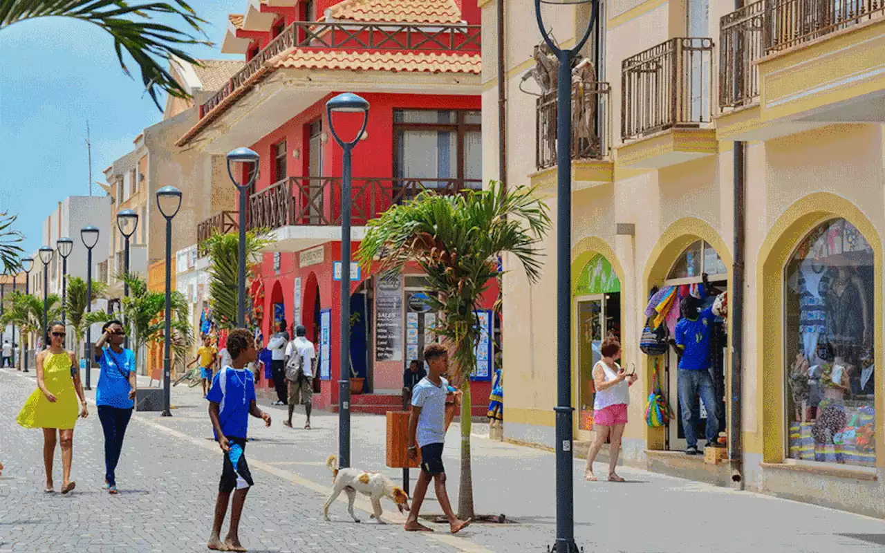 Emigrantes cabo-verdianos com recorde de remessas que chegaram a 232 milhões de euros em 2021