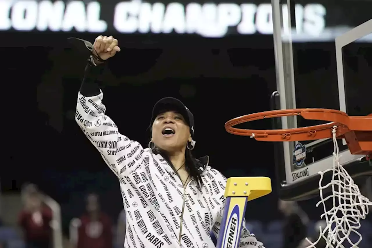 Dawn Staley wins two big Coach of the Year awards for South Carolina’s dominant season