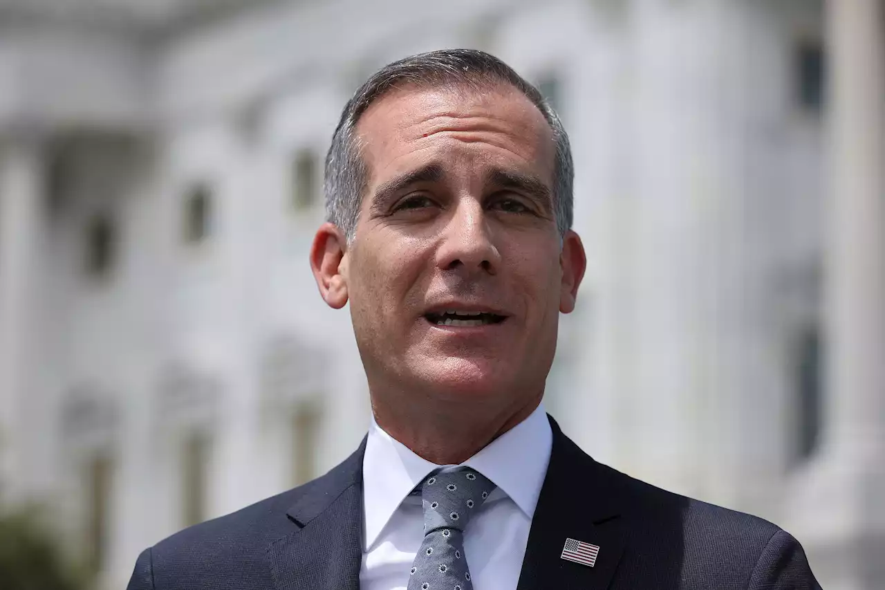 Garcetti on the ropes as Dems privately raise concerns