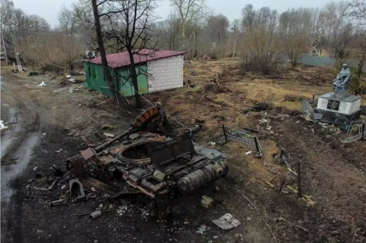Russia says forces near Kyiv and in north regroup to focus on Donbass