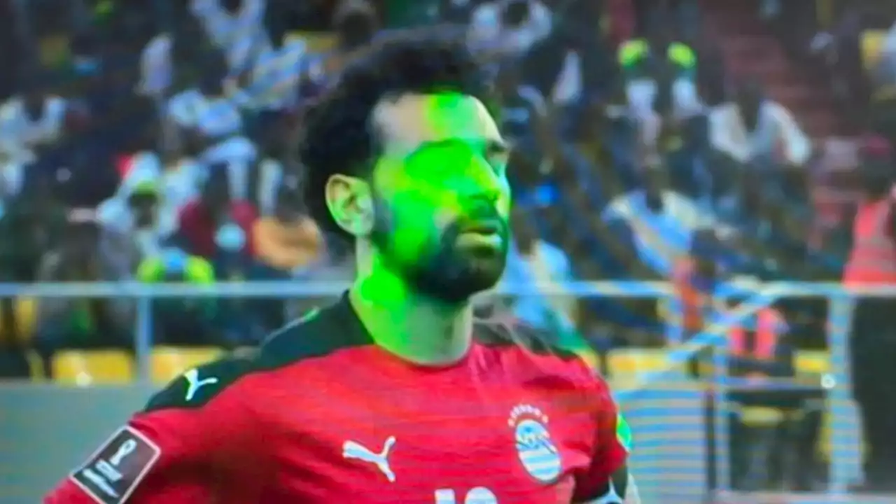 Mo Salah Misses Penalty Kick After Fans Shine Lasers In His Face, Egypt Out Of World Cup