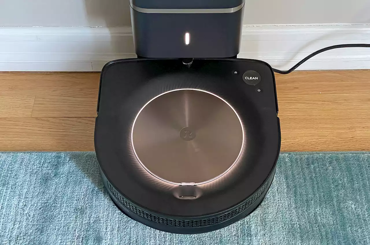 Roomba s9+ vs Roomba j7+: Searching for the ultimate robot vacuum