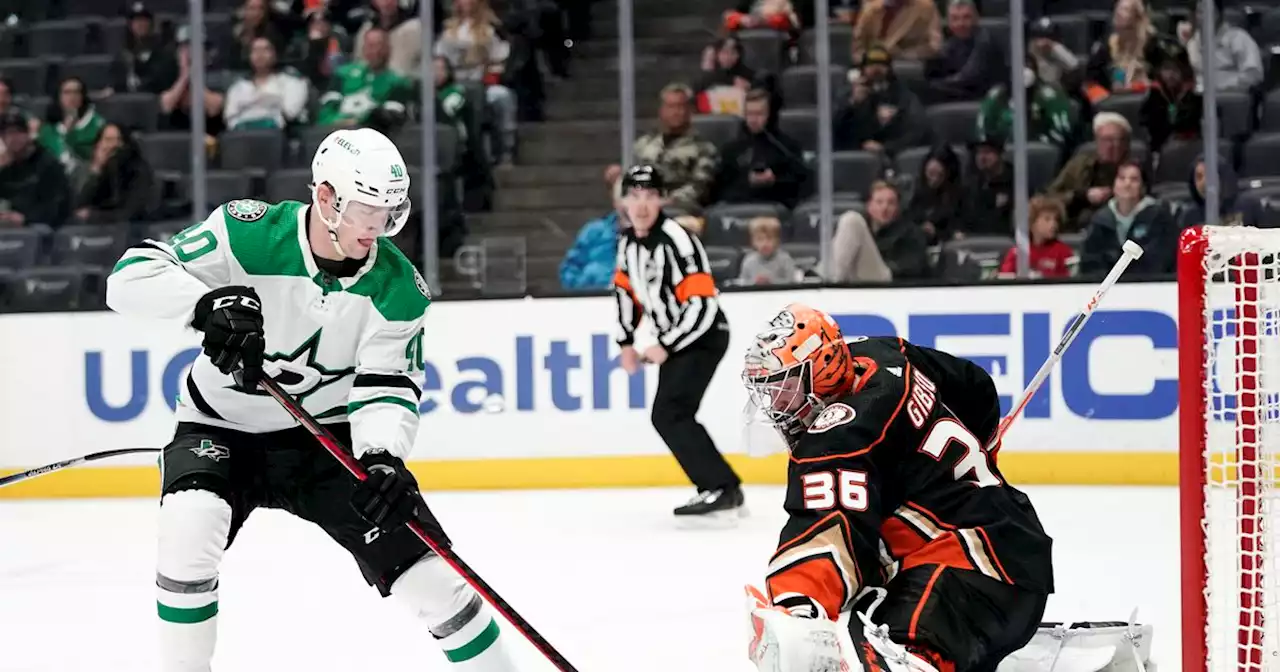 Stars keeping pace in playoff hunt thanks to their third-period comeback ability