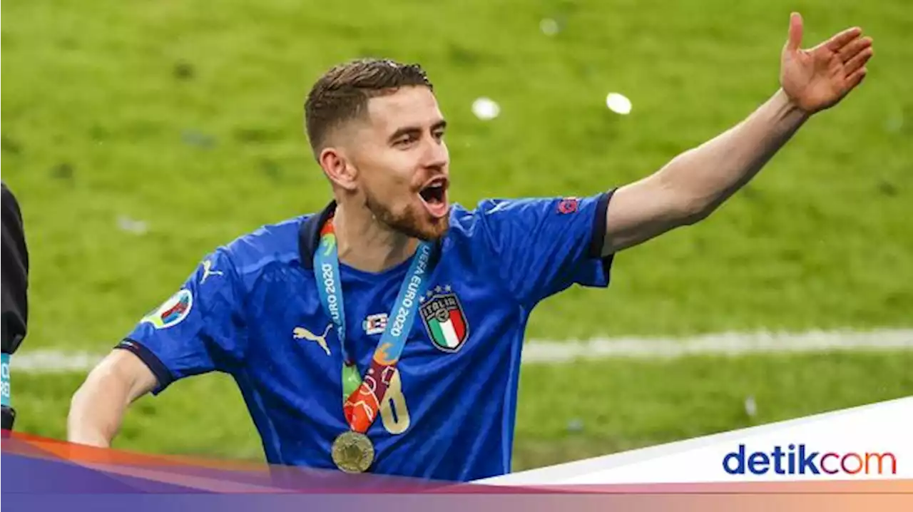 10 Pemain Top Banget yang Tak Pernah ke Piala Dunia