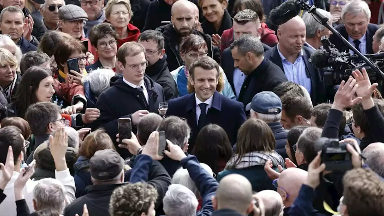 Présidentielle 2022 : 'Je n'ai jamais banalisé le Front national', déclare Emmanuel Macron lors d'un déplacement en Charente-Maritime