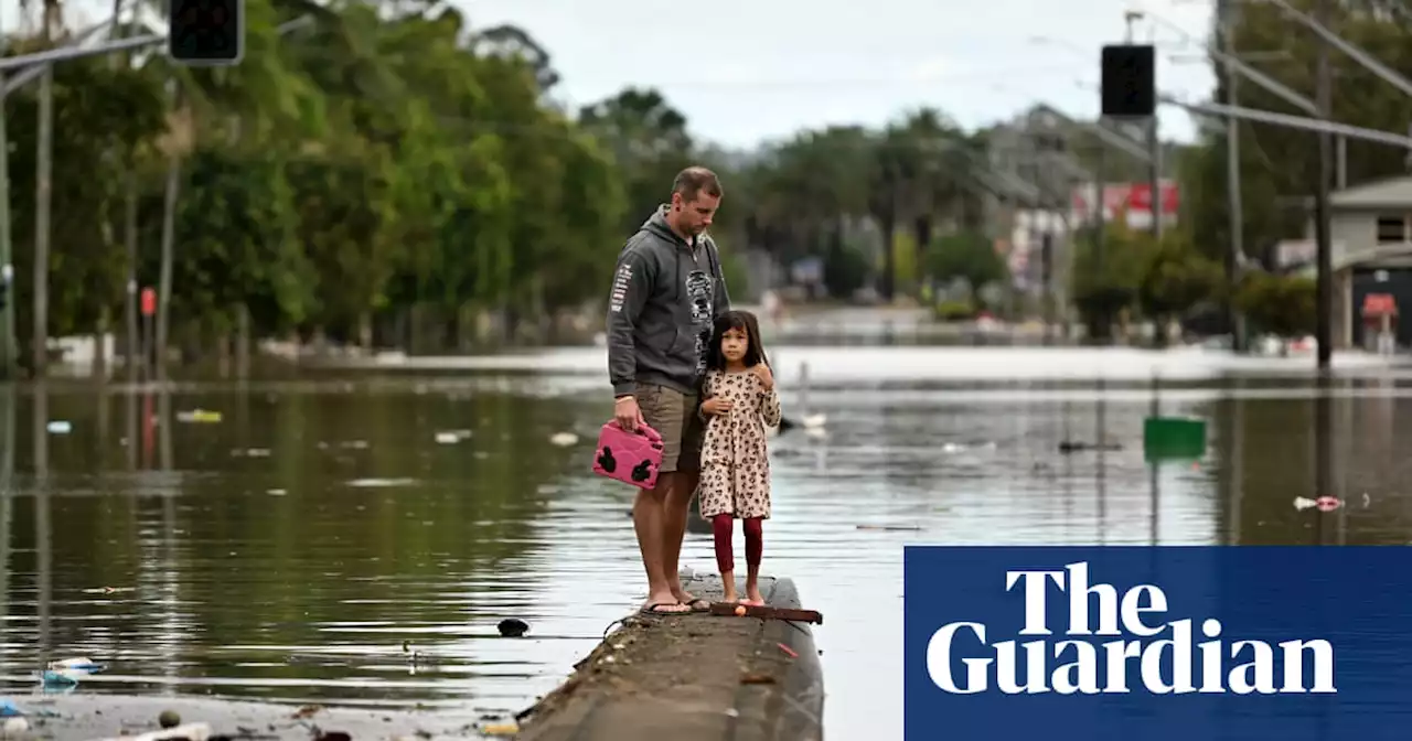 NSW floods: destructive weather moves south as water begins to recede in Lismore