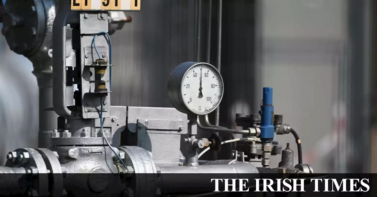 Russia insists all gas must be paid for in roubles from April 1st
