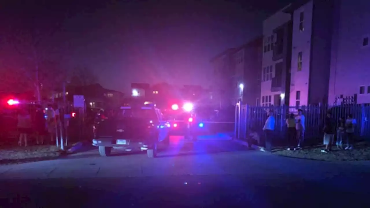 3 hospitalized, including teen, after shooting at apartment complex on West Side, police say