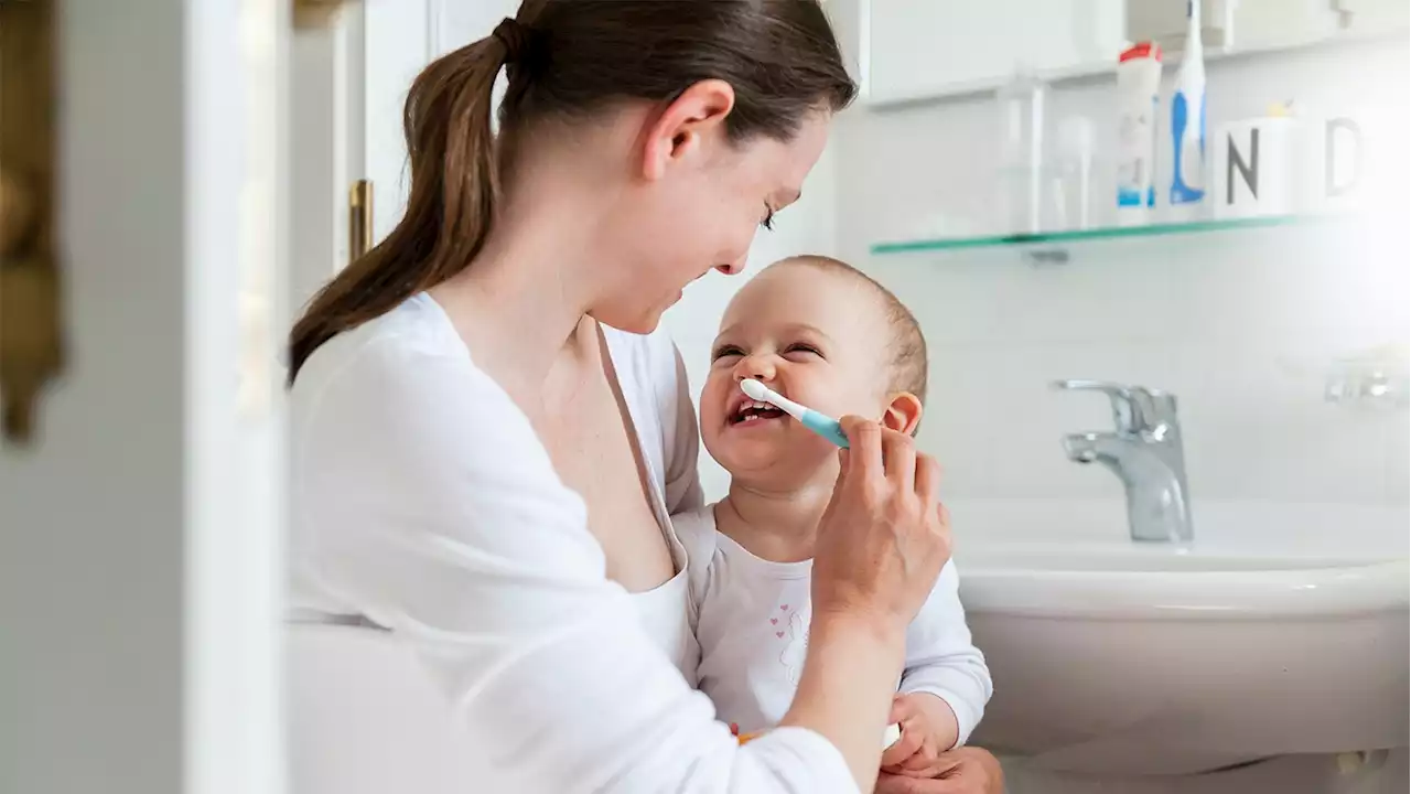 When to start brushing baby teeth