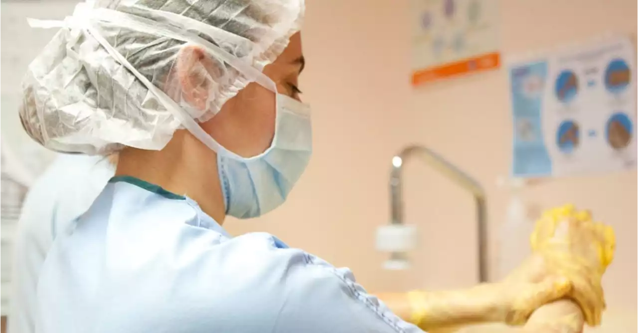 COVID Ireland: number of patients in hospital down 75 on yesterday | Newstalk