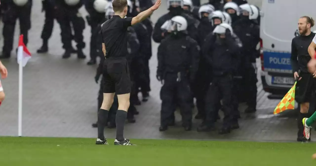 Bundesliga: Polizeikosten-Streit landet beim Verfassungsgericht