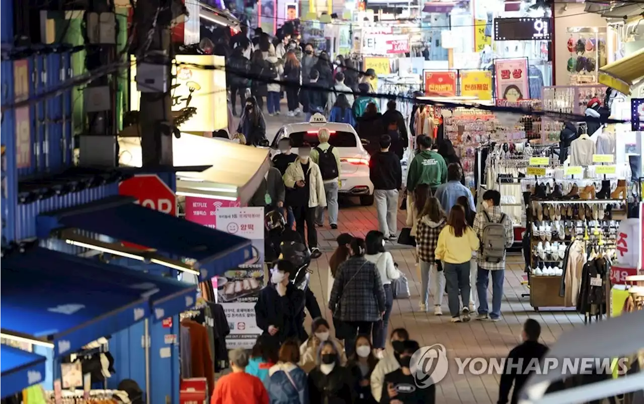 거리두기 '10명 모임·자정까지 영업' 유력…마지막 조정 될 듯 | 연합뉴스