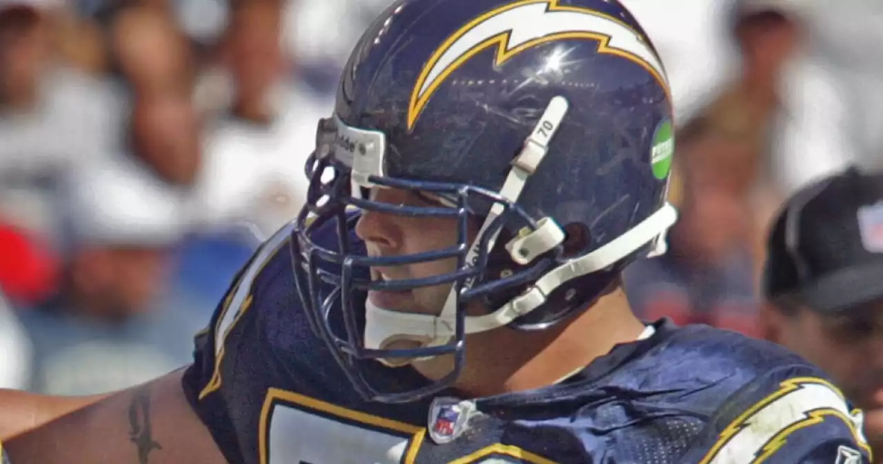 Former San Diego Chargers offensive lineman Shane Olivea dies