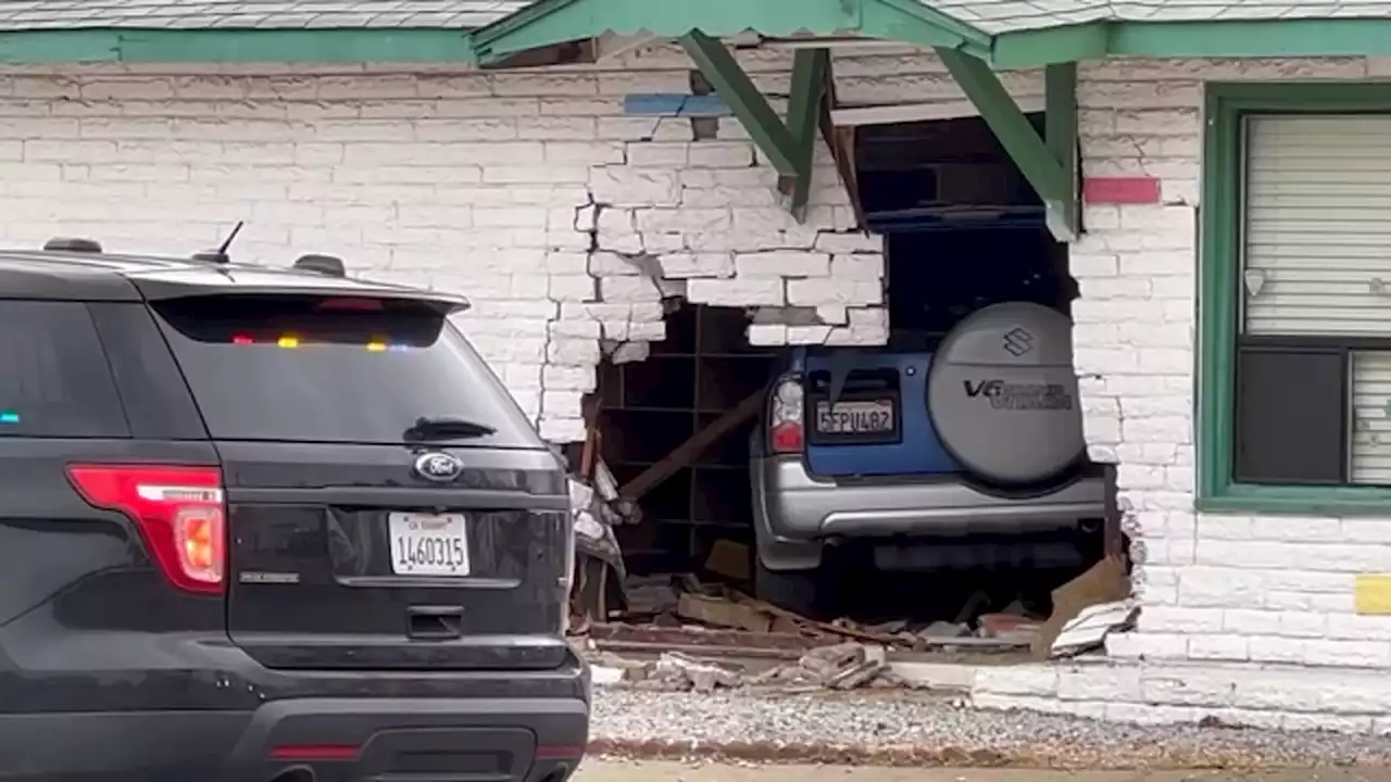 19 kids hospitalized after car crashes into Northern California daycare, police say