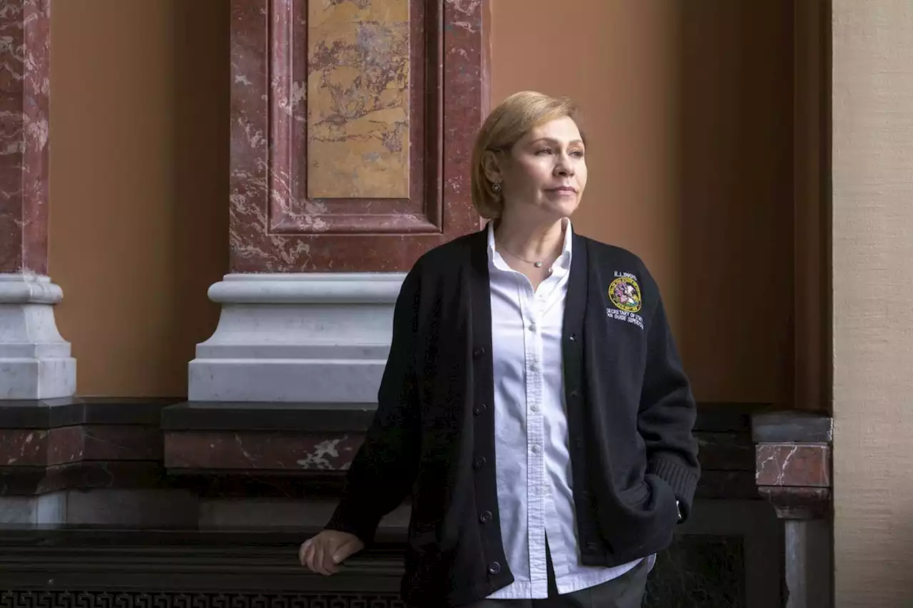 Ukrainian immigrant watches her homeland’s flag raised atop the Illinois Capitol: ‘It was a lot of sadness ... a lot of pride.’