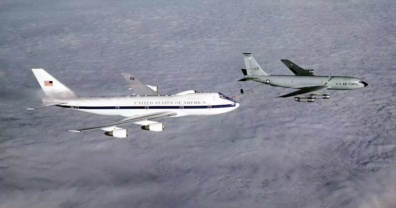 US Put 'Doomsday Plane' Into the Air This Week After Putin Nuclear Threat