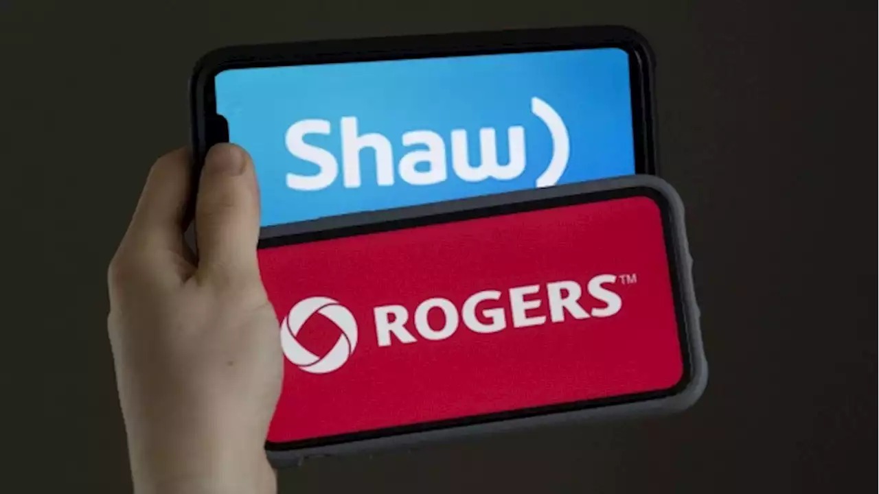 Ottawa to block the 'wholesale transfer' of wireless licences in Shaw-Rogers deal