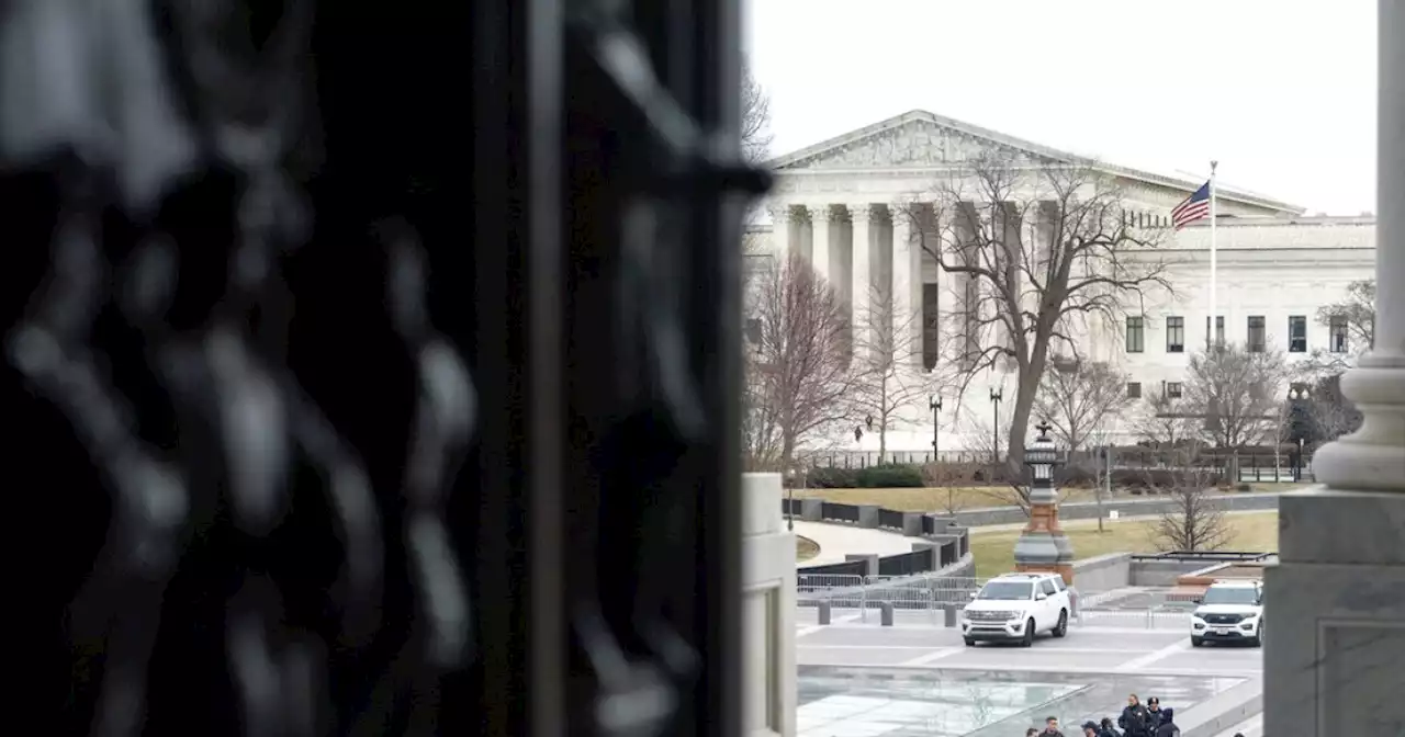 Supreme Court sides with FBI on state secrets privilege in Islamic informant case